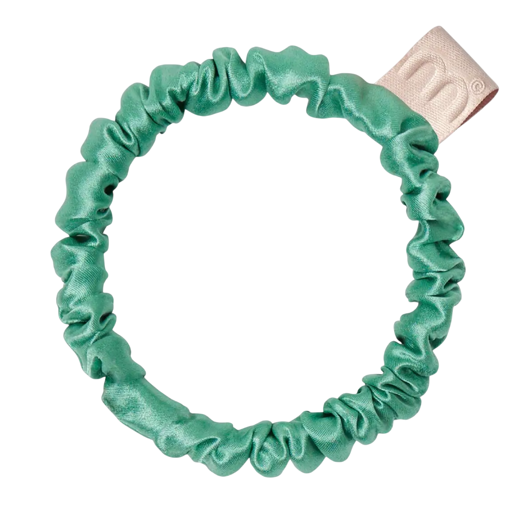 MON MOU Silk Slim Scrunchie Green - Тонка шовкова резинка (зелена) MON MOU Silk Slim Scrunchie Green - Тонка шовкова резинка (зелена)